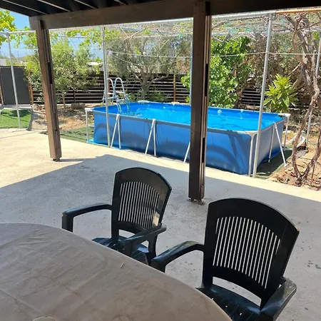 Friendly Villagehouse Semesterbostad Paphos